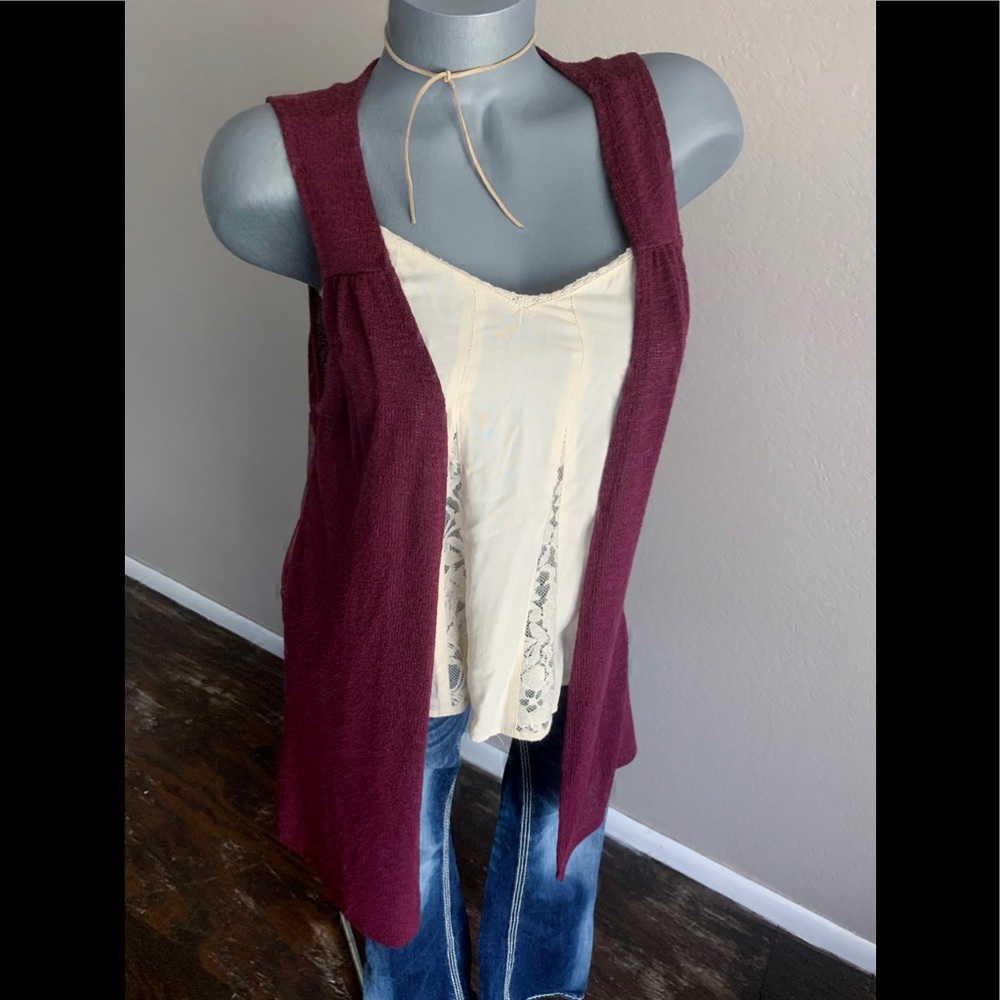 Daytrip lace sleeveless cardigan Sweater